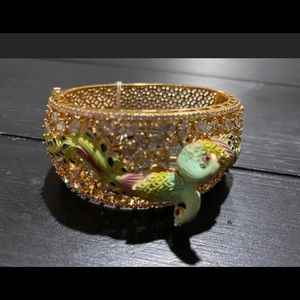 Gorgeous openable peacock openable bangle